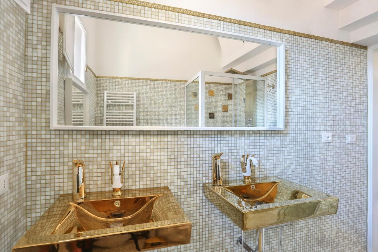 Lullaby Suite Near Palazzo Vecchio And Piazza Signoria -Hosted By Sweetstay 佛罗伦萨 外观 照片