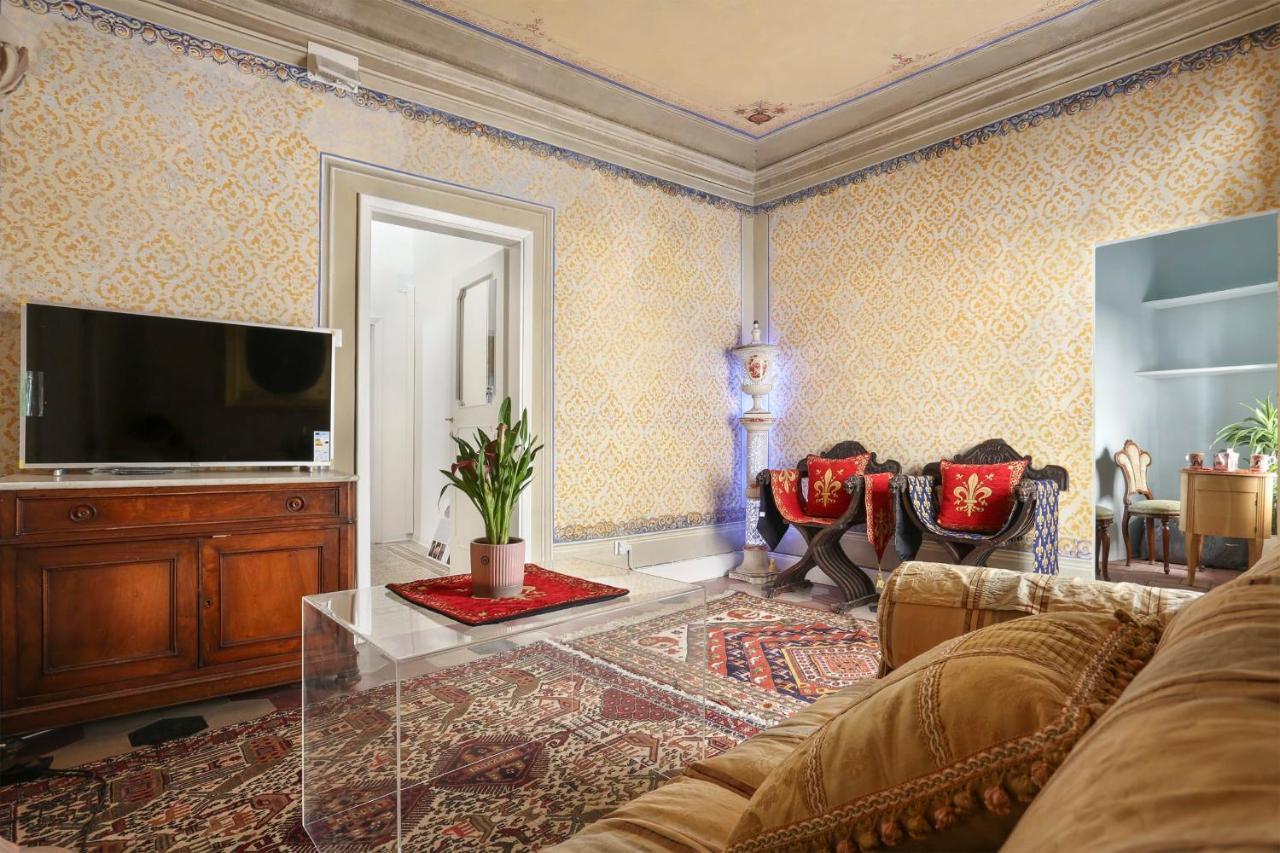 Lullaby Suite Near Palazzo Vecchio And Piazza Signoria -Hosted By Sweetstay 佛罗伦萨 外观 照片